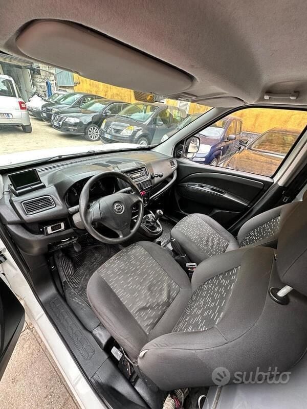 Usata Opel Combo S 105 CV (77 kW) 2014 Bianco Monovolume