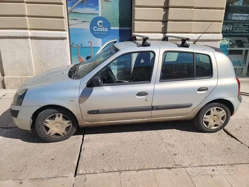Usata Renault Clio II Expression 2003 Grigio Berlina