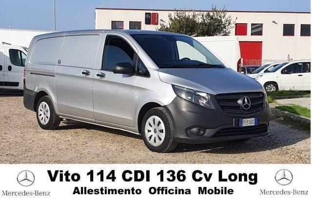 Usata Mercedes Vito 136 CV (100 kW) 2019 Argento Furgone