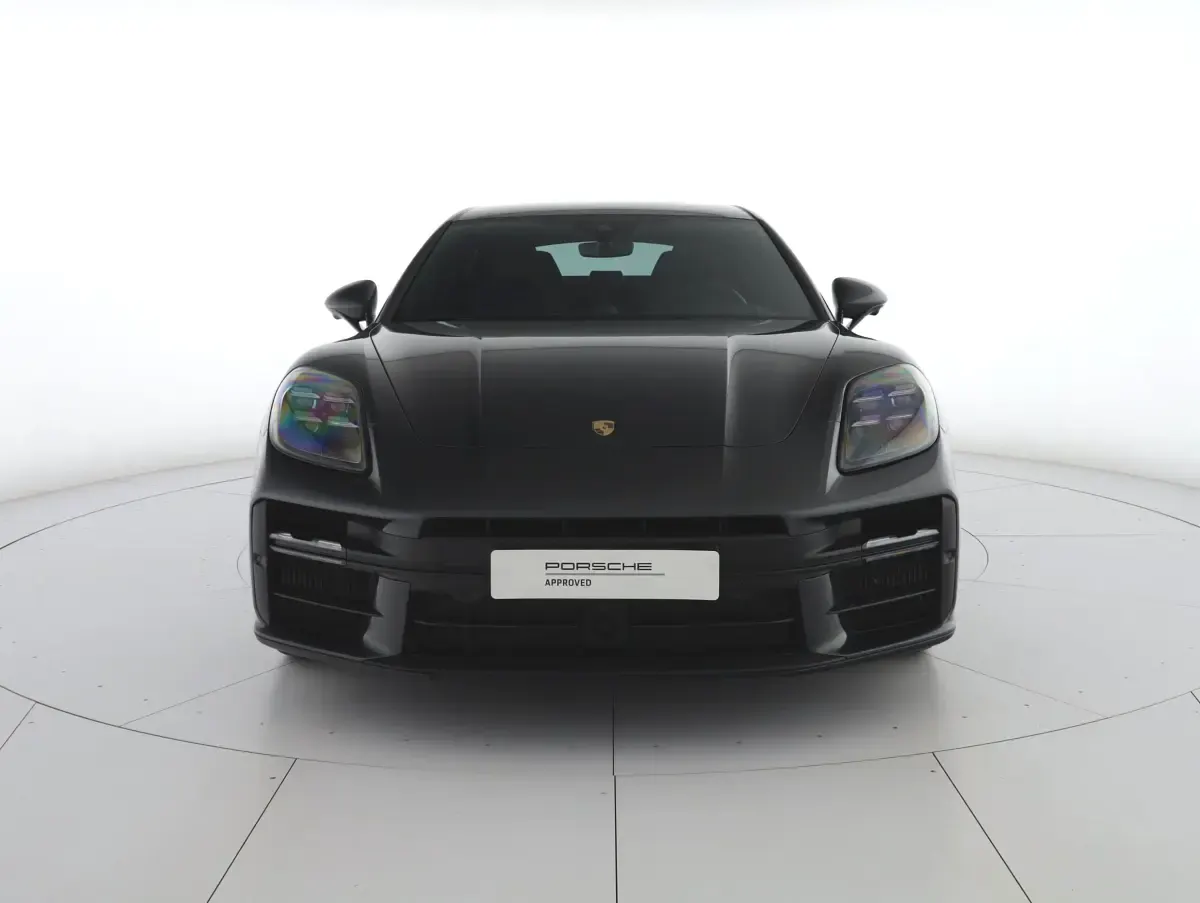 Usata Porsche Panamera 4 E-Hybrid 470 CV (345 kW) 2024 Grigio vulcano metallizzato Utilitaria