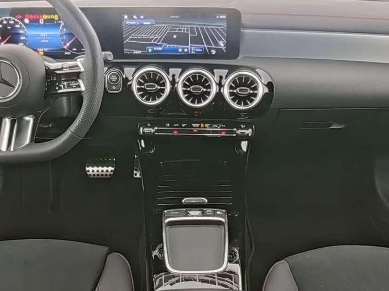 Usata Mercedes CLA200 Advanced Plus 150 CV (110 kW) 2025 Argento Station wagon