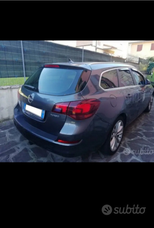 Usato 2011 Opel Astra 1.4 CNG_Hybrid 90 CV (6.900 €)