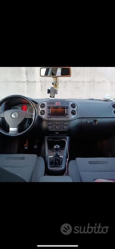 Usata VW Tiguan 140 CV (102 kW) 2009 Nero SUV