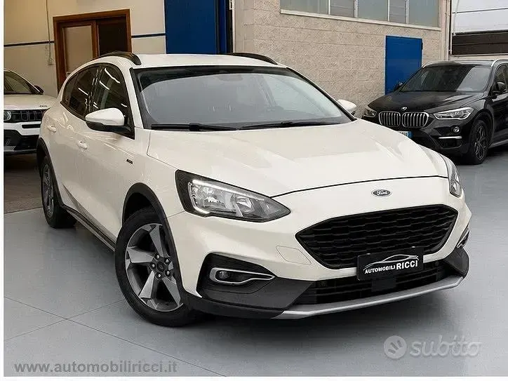 Usata Ford Focus Active 125 CV (91 kW) 2019 Bianco Berlina