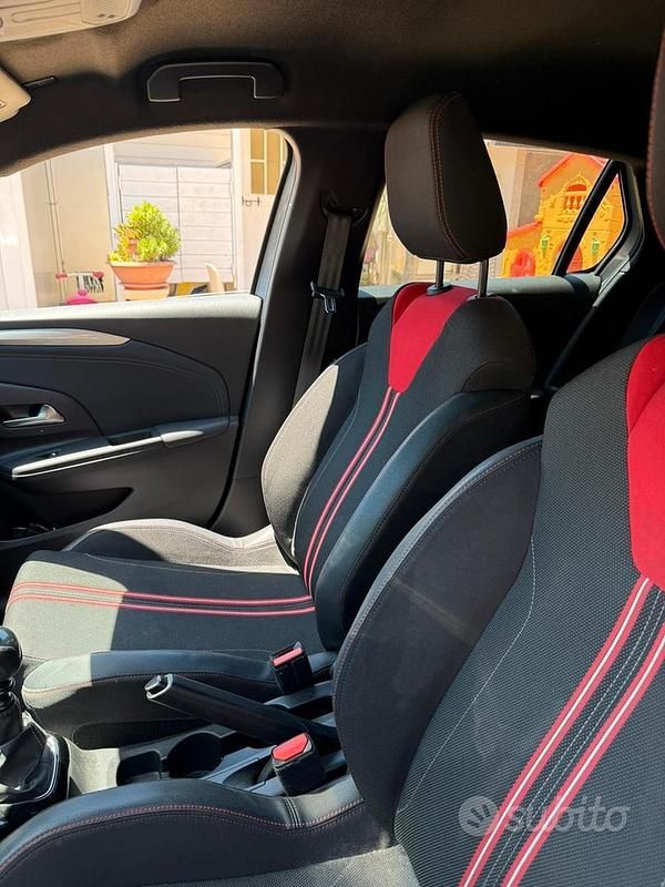 Usata Opel Corsa GS Line 75 CV (55 kW) 2020 Grigio Utilitaria