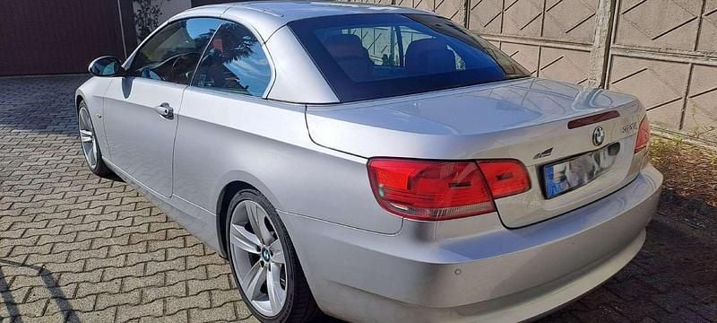Usata BMW 320 Cabriolet 170 CV (125 kW) 2008 Argento Cabrio