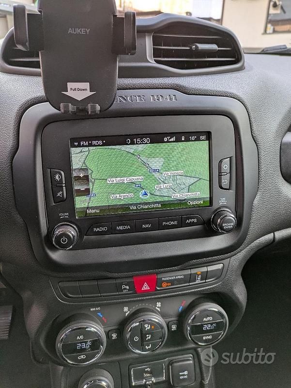 Usata Jeep Renegade 140 CV (102 kW) 2017 Grigio SUV