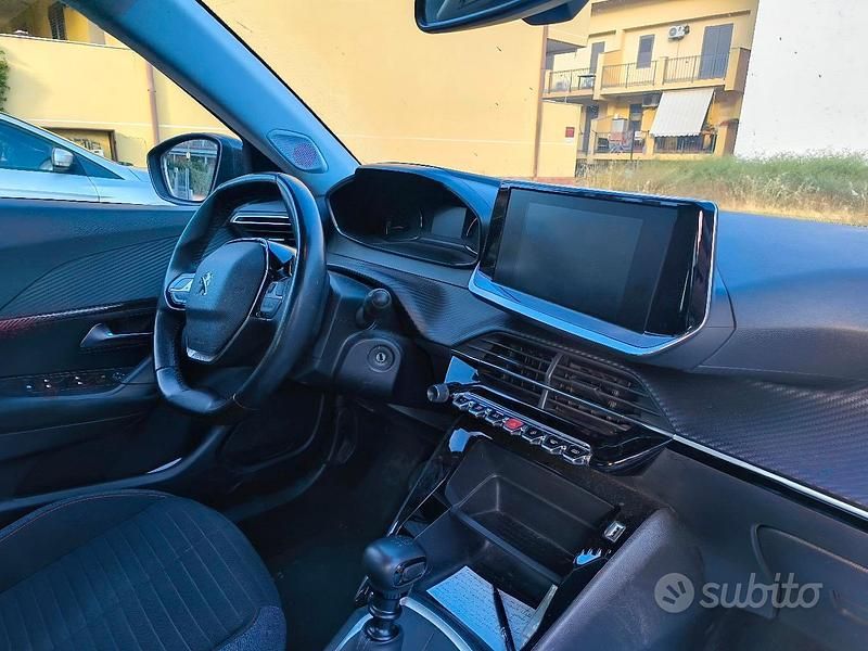 Usata Peugeot 2008 101 CV (74 kW) 2021 SUV
