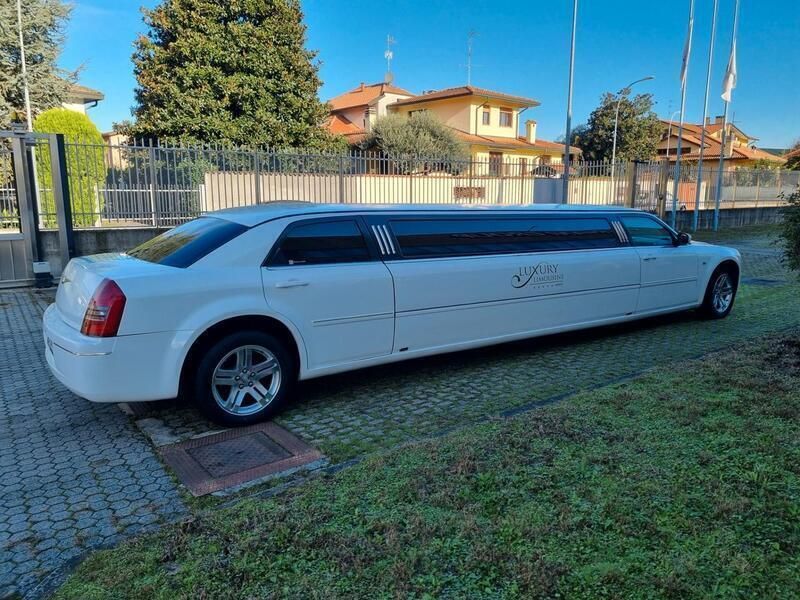 Usata Chrysler 300C 248 CV (182 kW) 2006 Bianco