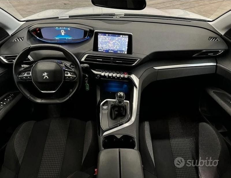 Usata Peugeot 3008 130 CV (95 kW) 2020 Bianco SUV