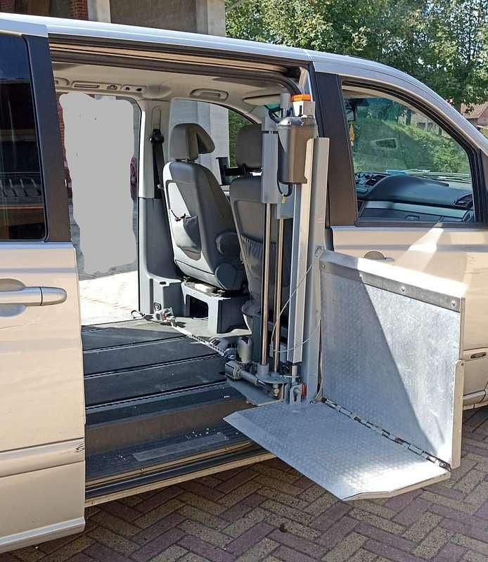 Usata Mercedes Viano 116 CV (85 kW) 2010 Argento Monovolume