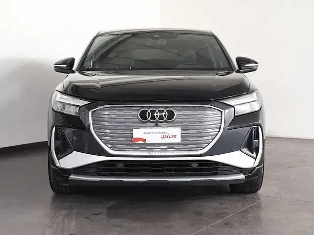 Usata Audi Q4 Sportback e-tron S-Line 150 kW (204 CV) 2022 Nero mito SUV
