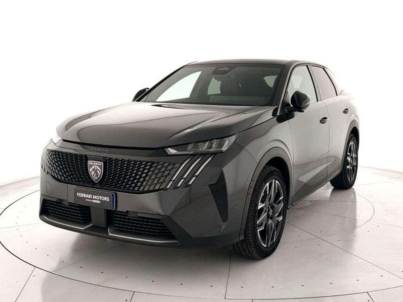 Usata Peugeot 3008 Allure 136 CV (100 kW) 2024 Grigia scura SUV