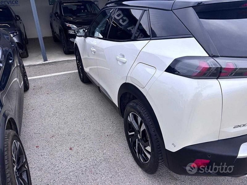 Usata Peugeot 2008 GT 2021 Bianco SUV