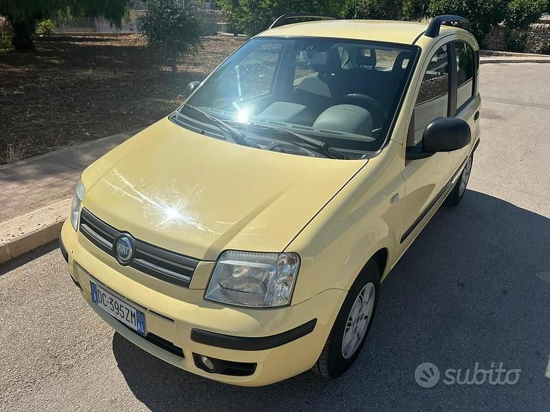 Usata Fiat Panda 70 CV (51 kW) 2006 Utilitaria