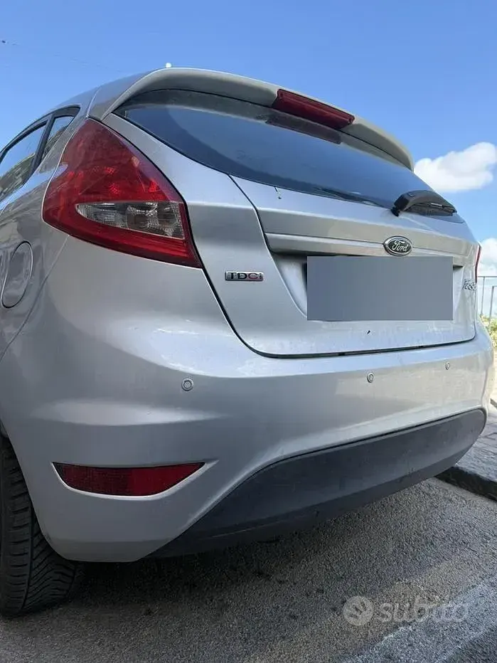 Usata Ford Fiesta 68 CV (50 kW) 2011 Utilitaria