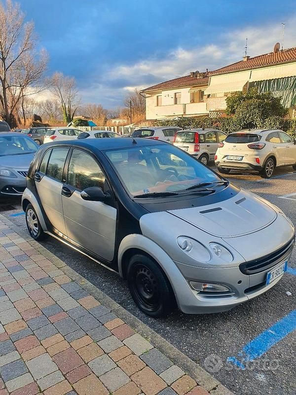 Usata Smart ForFour 2003 Grigio Utilitaria