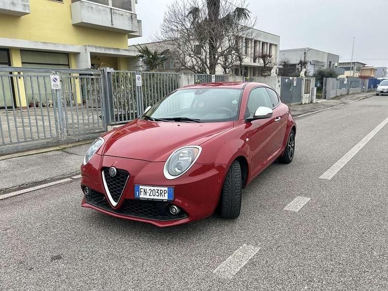 Usata 2018 Alfa Romeo MiTo Due volumi | 9500 € (Buon prezzo) - Immagine 1/4