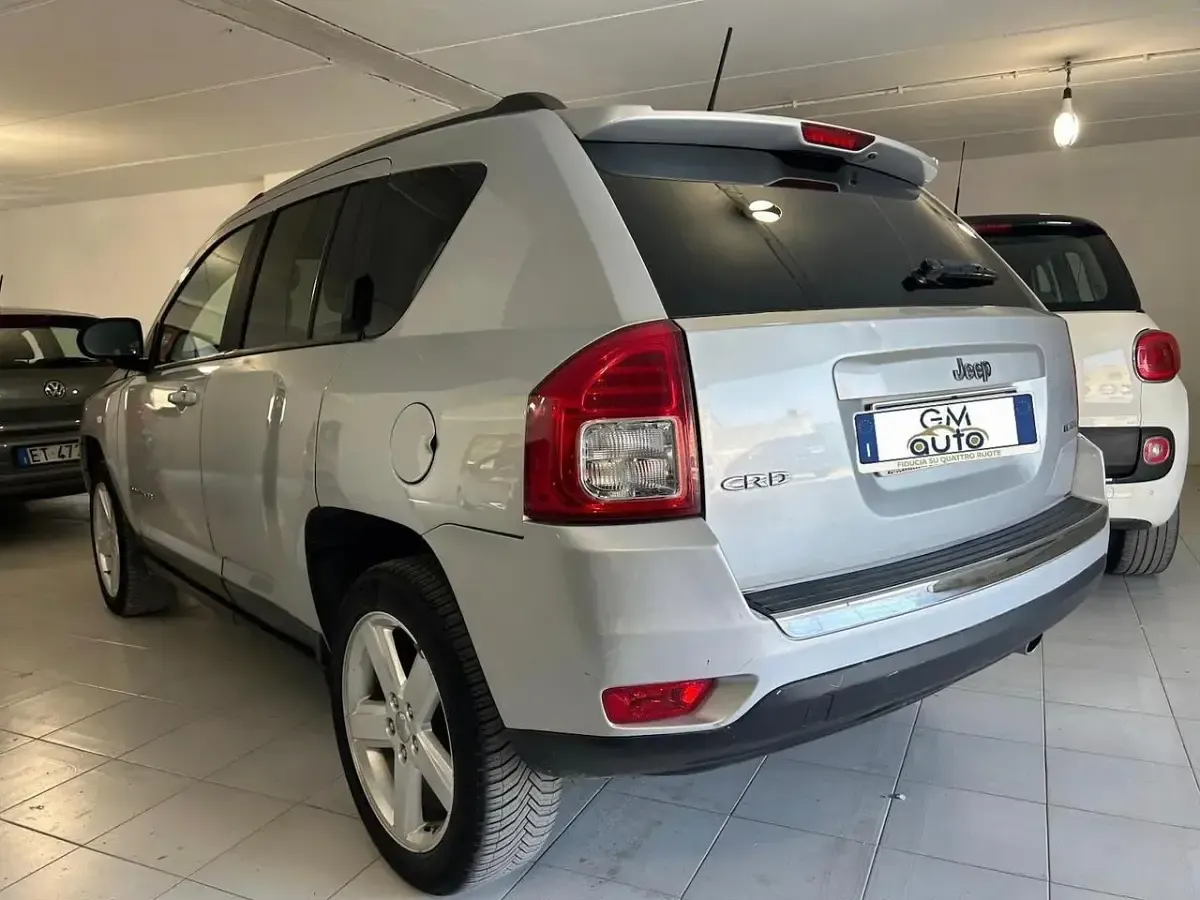 Usata Jeep Compass Limited 163 CV (119 kW) 2011 Argento SUV