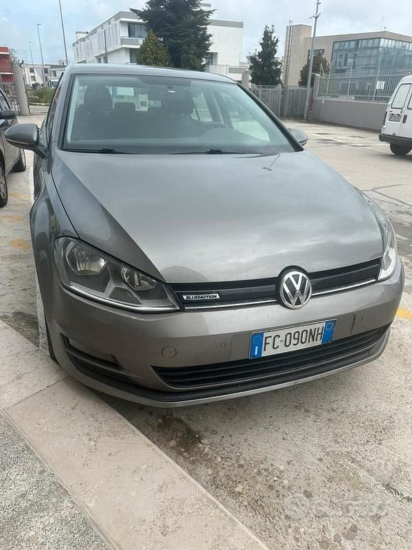 Usata VW Golf VII Trendline 110 CV (80 kW) 2016 Berlina