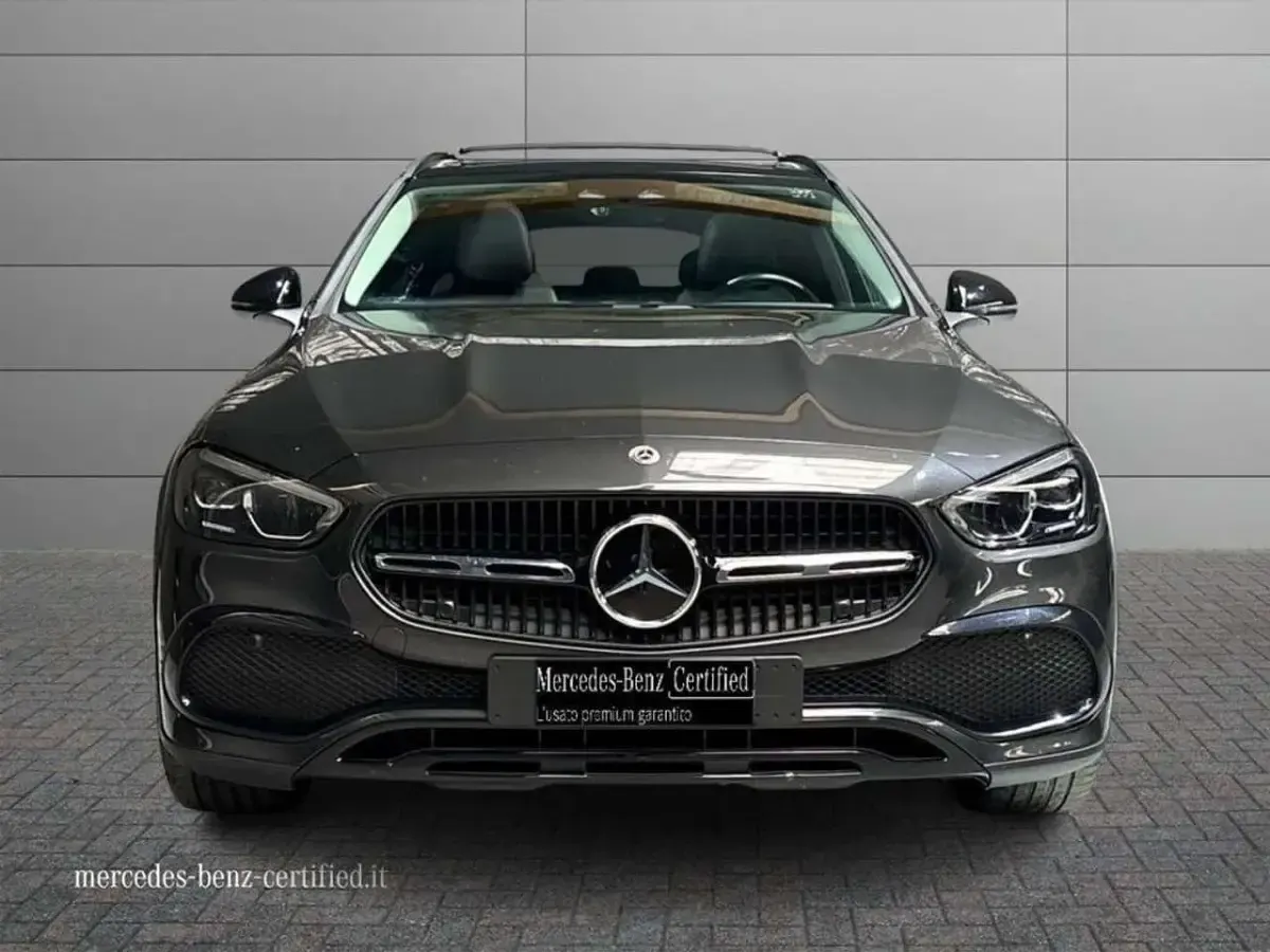 Usata Mercedes C220 Advanced 200 CV (147 kW) 2024 Grigio grafite Station wagon