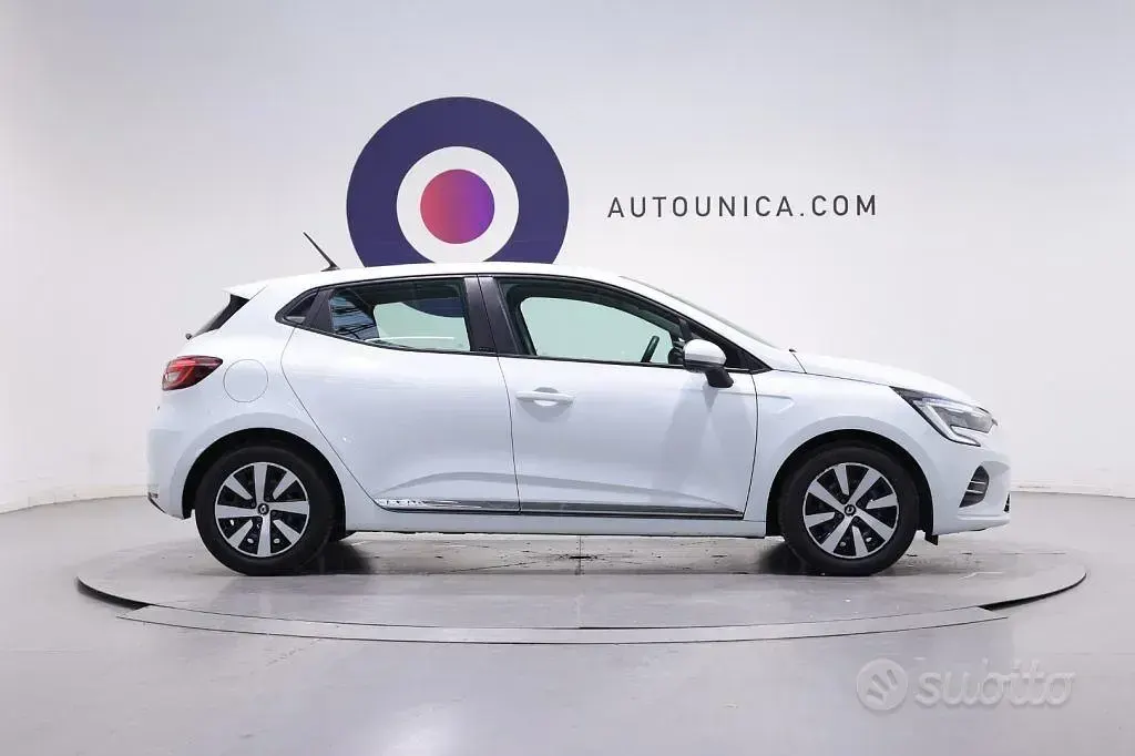 Usata Renault Clio V Zen 91 CV (66 kW) 2021 Bianco Berlina