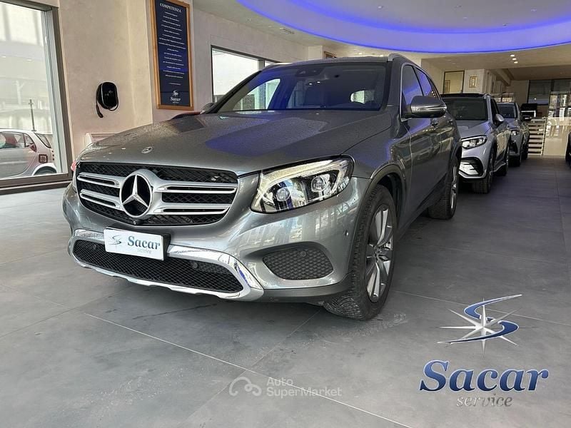 Usata Mercedes GLC220 Exclusive 170 CV (125 kW) 2017 Grigio selenite SUV