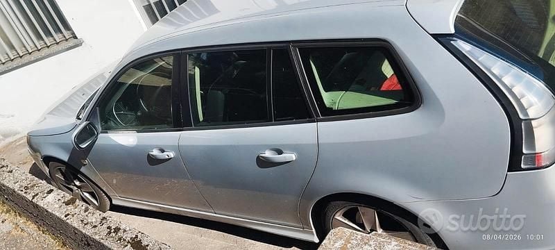 Begagnad Saab 9-3 2008 Grå Kombi