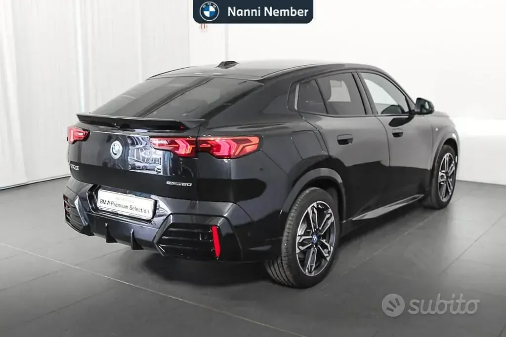 Nuova BMW iX2 M Sport 67 kW (92 CV) 2025 Nero SUV