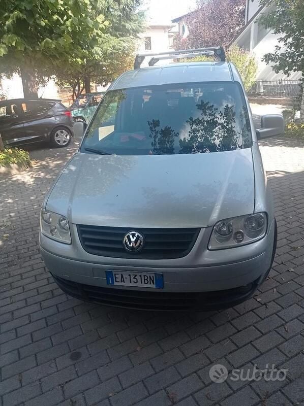 Usata 2009 VW Caddy Monovolume | 5000 € (Cara) - Immagine 1/4
