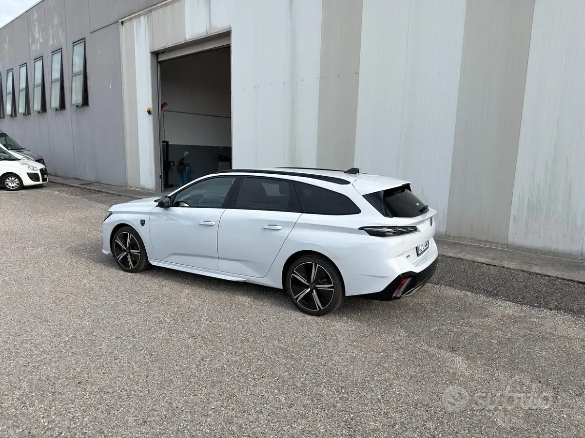 Usata Peugeot 308 GT 131 CV (96 kW) 2025 Bianco Station wagon
