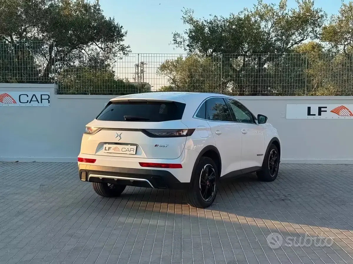 Usata DS Automobiles DS7 Crossback Performance 131 CV (96 kW) 2022 Bianco SUV