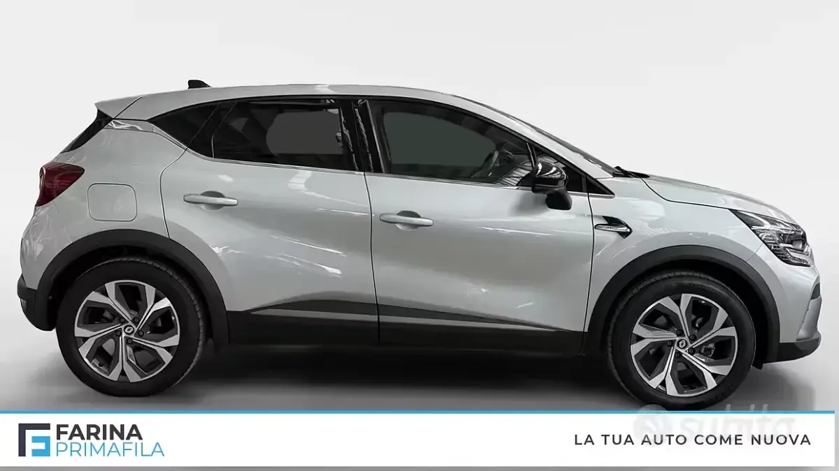 Usata Renault Captur RS Line 94 CV (69 kW) 2022 Grigio SUV