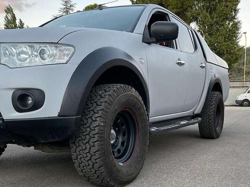 Usata Mitsubishi L200 Intense+ 178 CV (130 kW) 2011 Grigio Pick-up