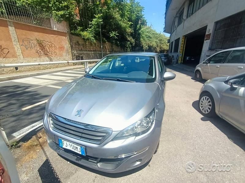 Usata Peugeot 308 Business-Line 116 CV (85 kW) 2017 Grigio Station wagon