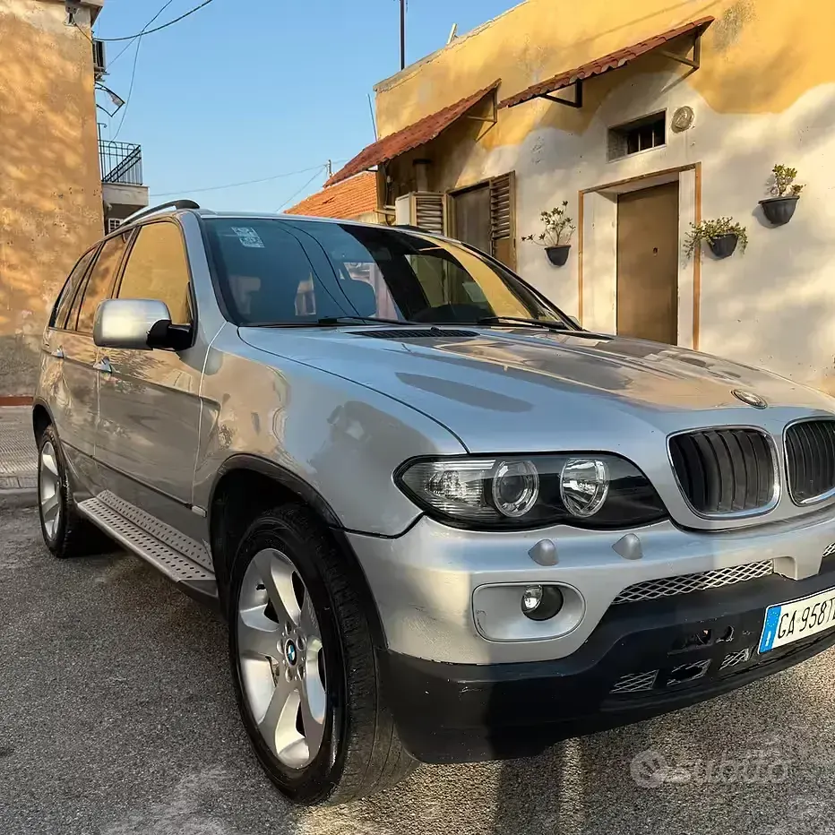 Usata BMW X5 Comfort Edition 218 CV (160 kW) 2005 Grigio SUV
