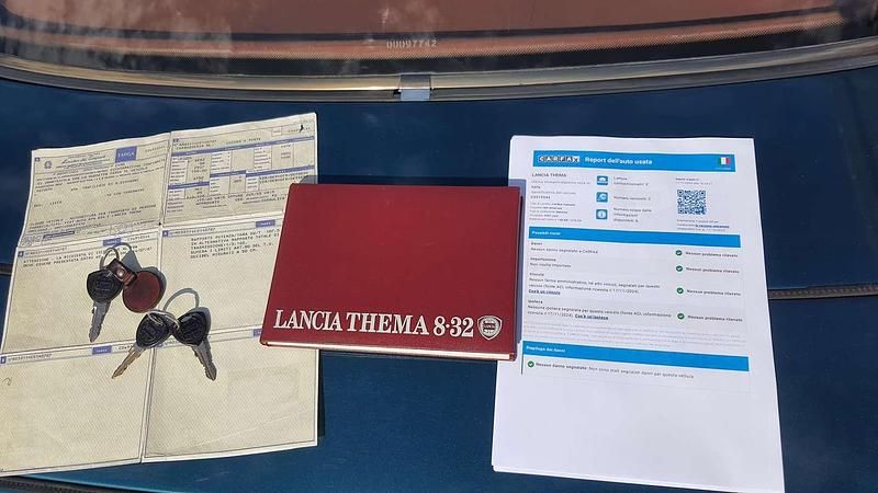 Usata Lancia Thema 215 CV (158 kW) 1987 Verde Berlina