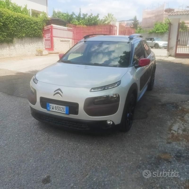 Usata Citroën C4 Shine 2014 Bianco SUV