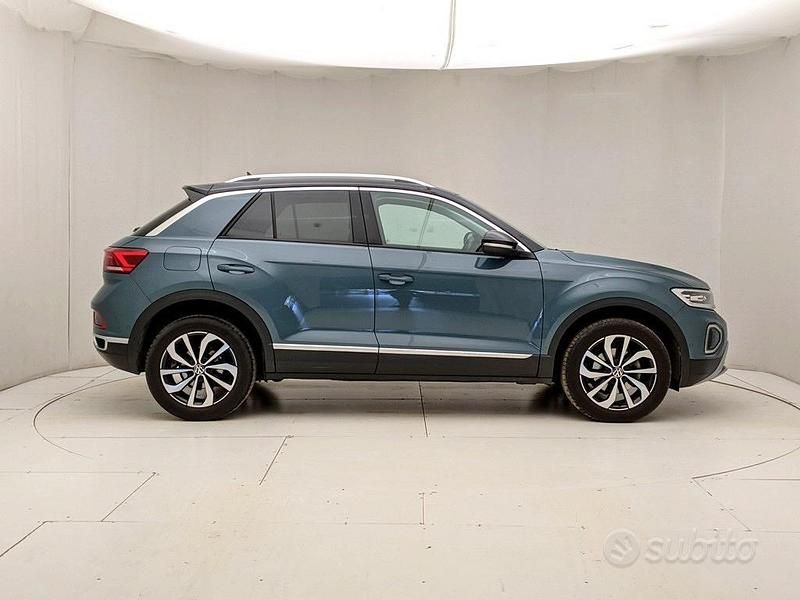 Usata VW T-Roc Style 150 CV (110 kW) 2023 Grigio SUV
