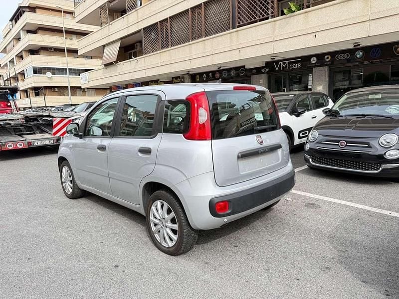 Usata Fiat Panda Lounge 69 CV (50 kW) 2020 Argento Utilitaria