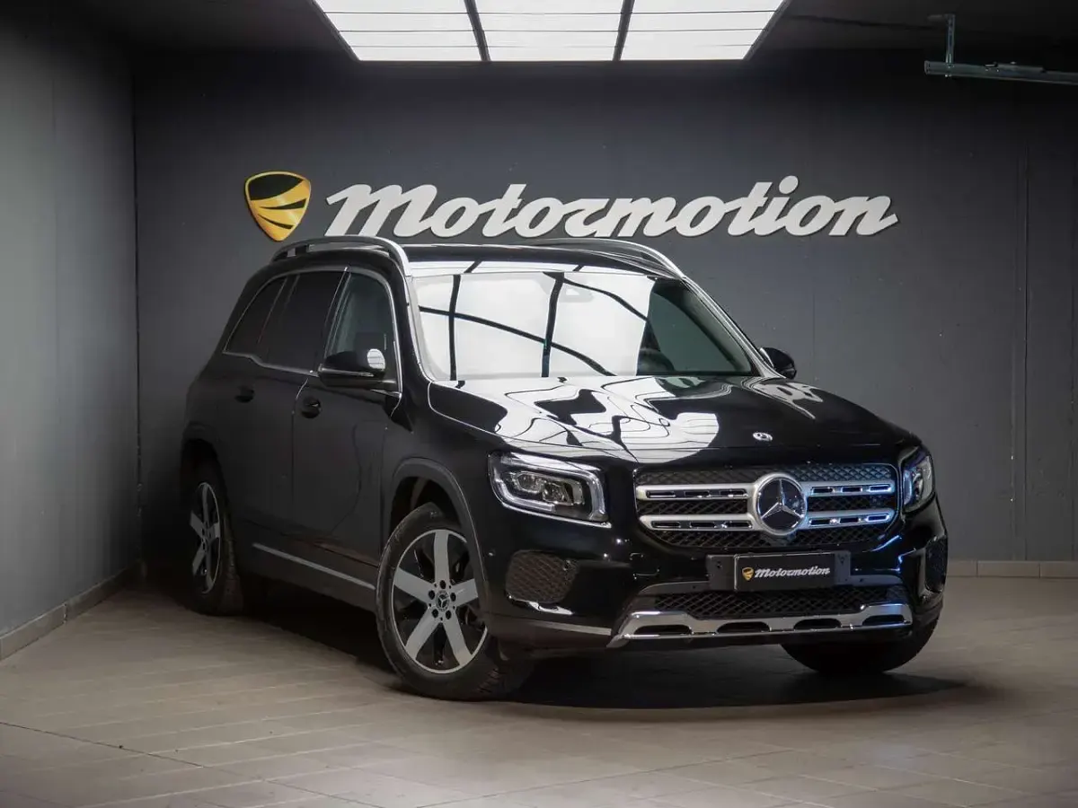 Usata Mercedes GLB200 150 CV (110 kW) 2021 Nero SUV