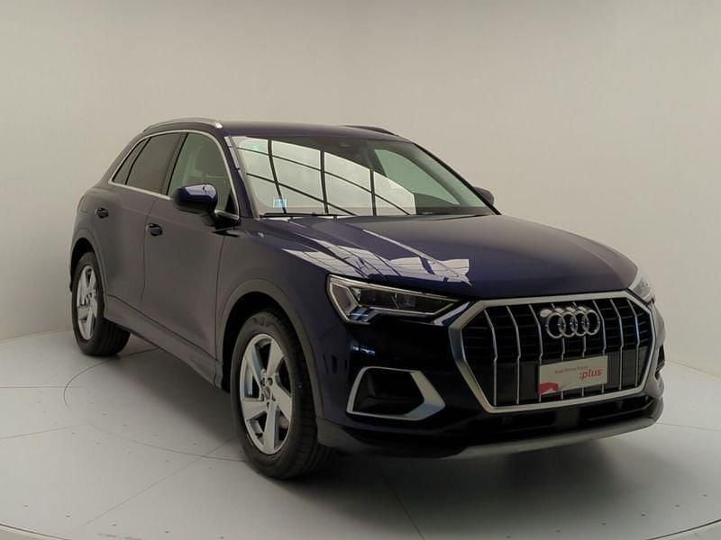 Blu navarra metallizzato Usata 2024 Audi Q3 Advanced Plus SUV | 36.900 € (Ottimo prezzo) - Immagine 1/4