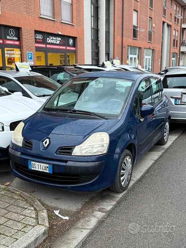 Blu Usata 2009 Renault Modus Dynamique Monovolume | 3500 € (Buon prezzo) - Immagine 1/4