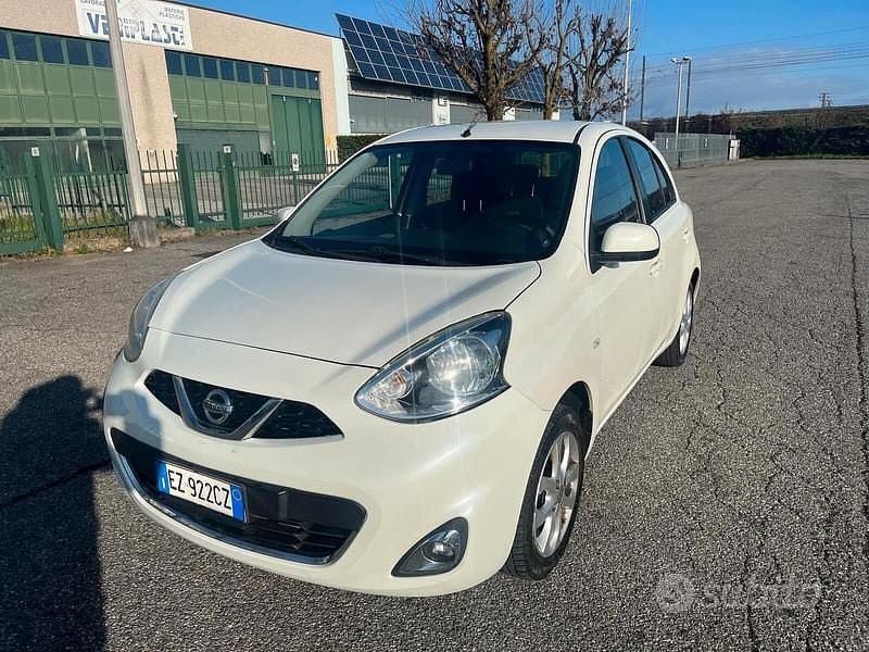 Usata Nissan Micra Tekna 80 CV (58 kW) 2015 Bianco Utilitaria