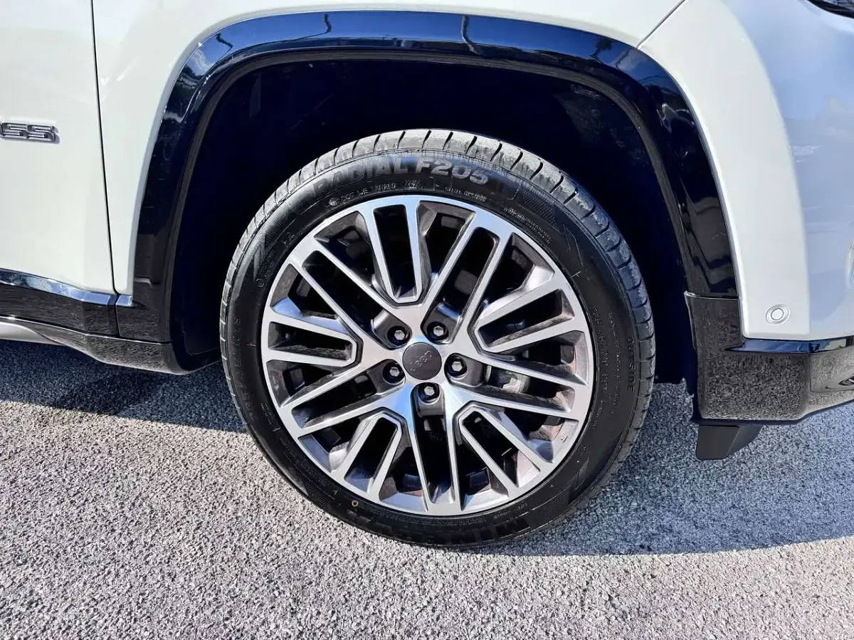 Usata Jeep Compass Summit 131 CV (96 kW) 2025 Bianco SUV