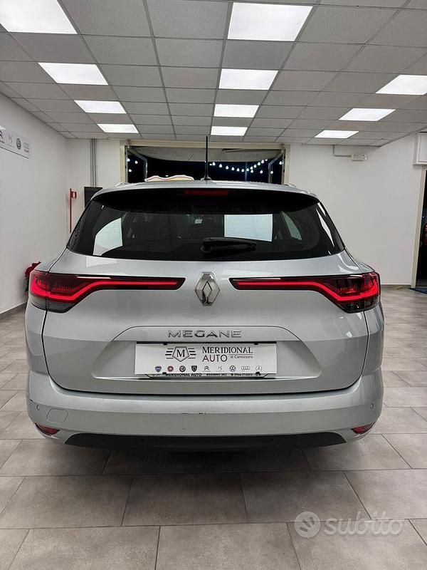 Usata Renault Mégane GrandTour Techno 116 CV (85 kW) 2022 Grigio Station wagon