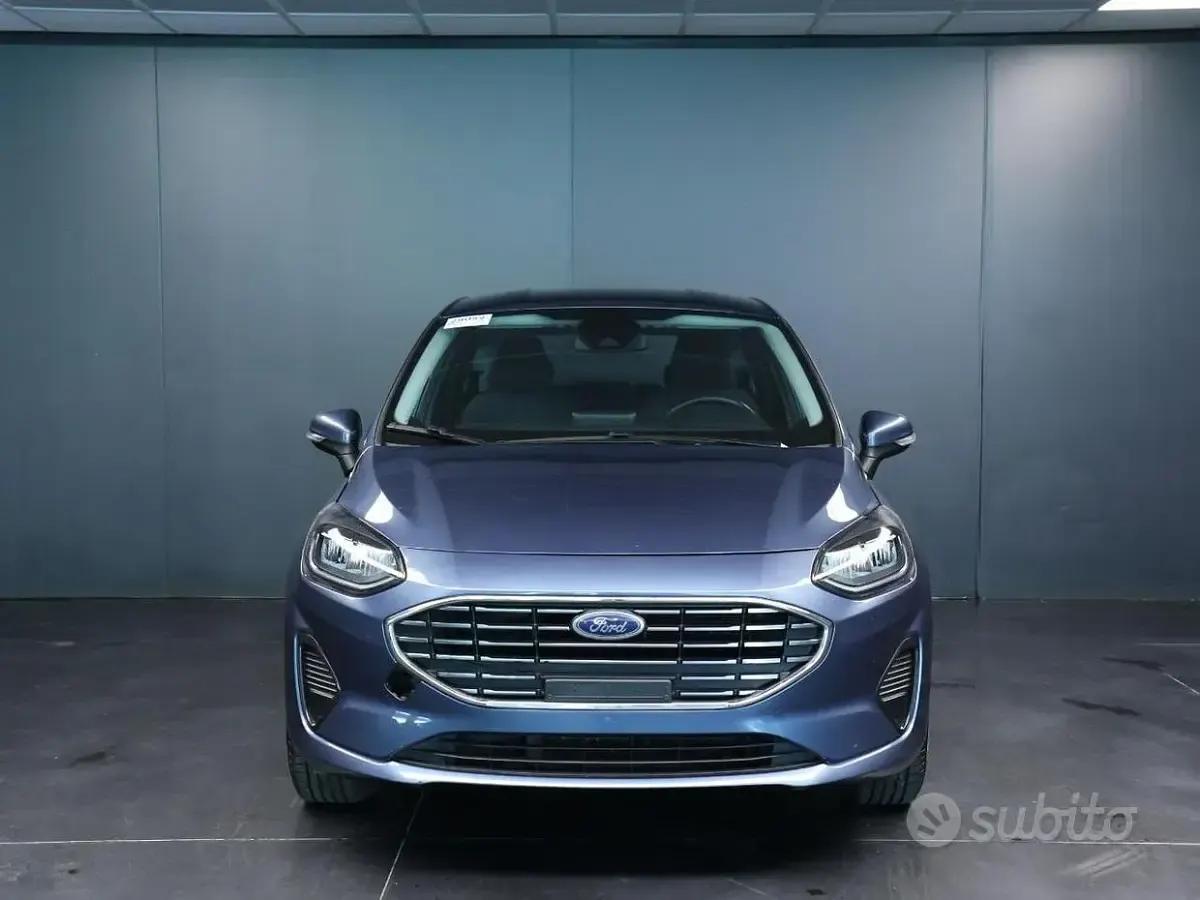 Usata Ford Fiesta Titanium 75 CV (55 kW) 2023 Blu Utilitaria