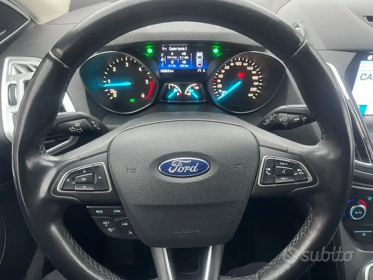 Usata Ford Kuga S 120 CV (88 kW) 2018 Nero SUV