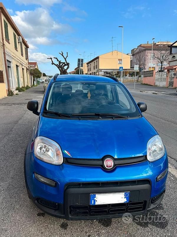 Usata Fiat Panda 70 CV (51 kW) 2024 Blu Utilitaria