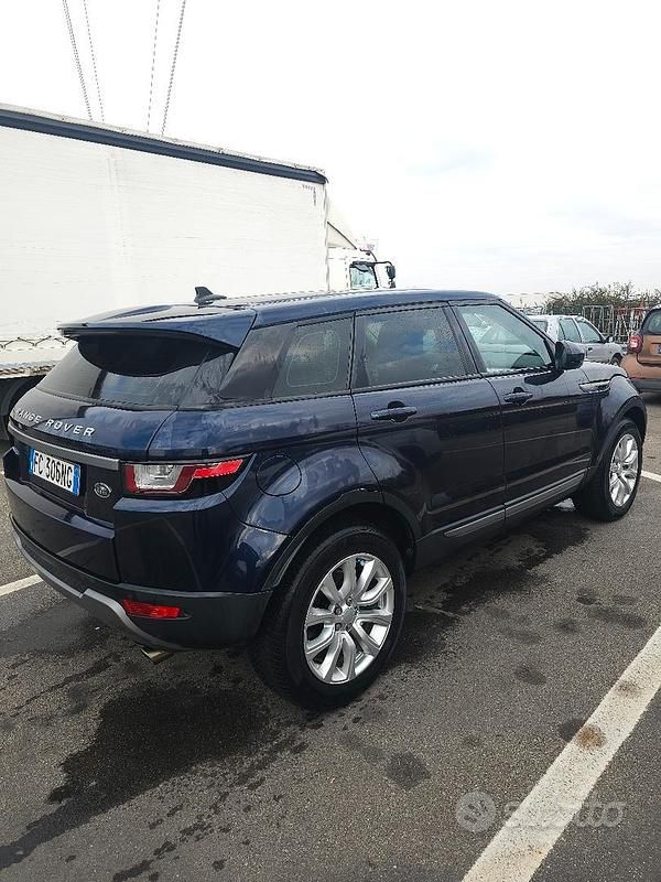Usata Land Rover Range Rover evoque SE Dynamic 150 CV (110 kW) 2016 Blu Berlina